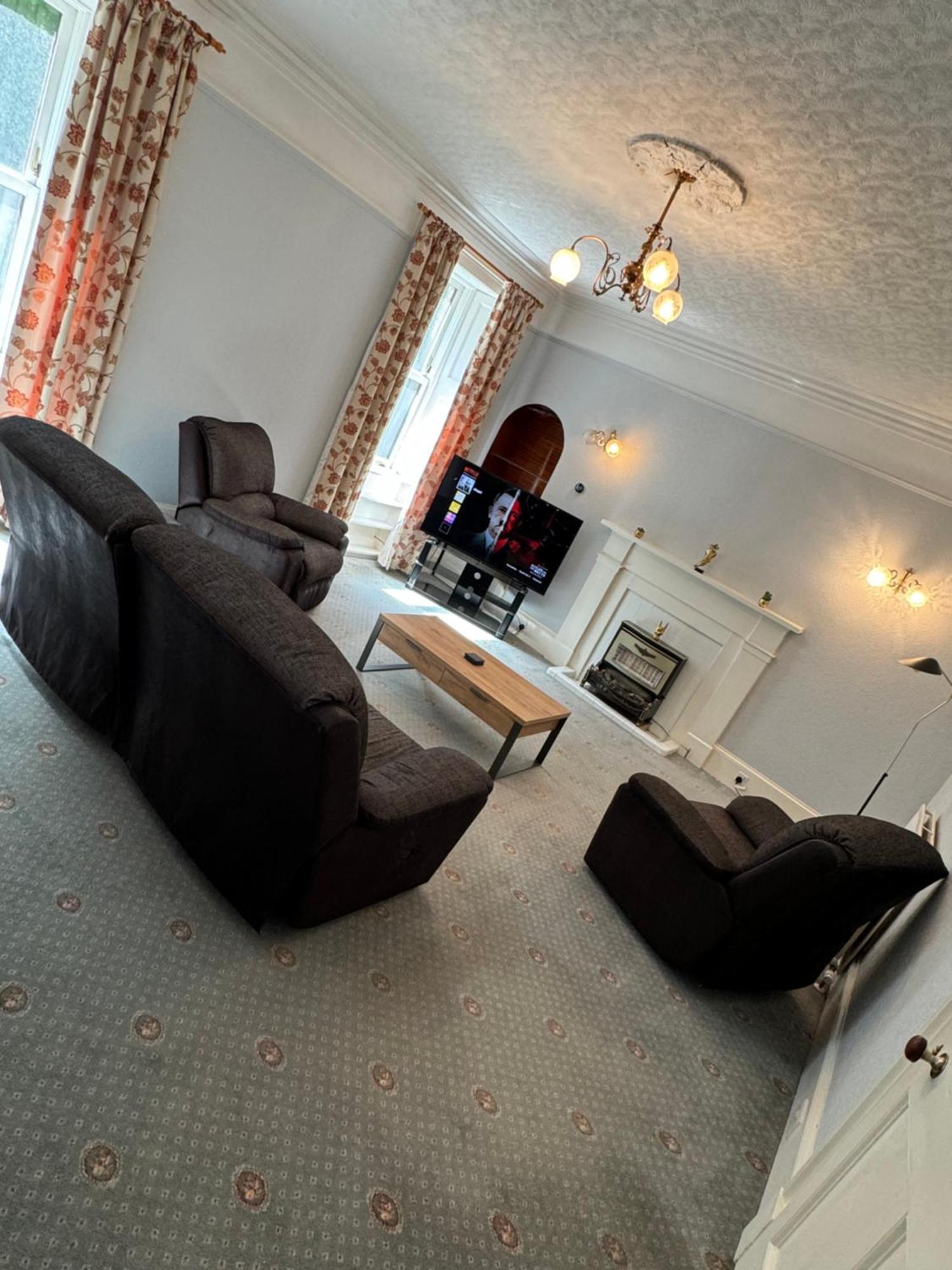 4 Bed Harbour House Apartment Wick  Exterior photo